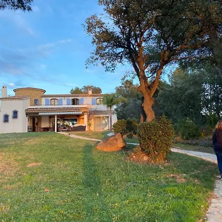 Bastide Vue Panoramique Villa *